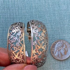 Silver colored Floral filigree Hoop Earrings